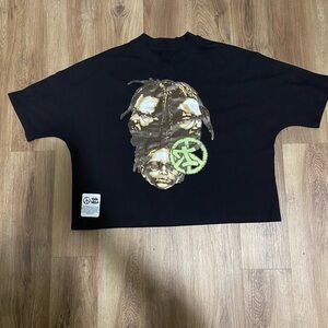 BOXY CRPPED TEE|| AVAILABLE TO OFFERS